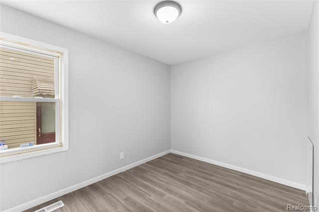 Builiding view eighteen for 1685 Merrill, Lincoln Park, MI. 48146