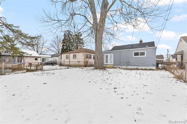 Builiding view twenty eight for 1685 Merrill, Lincoln Park, MI. 48146