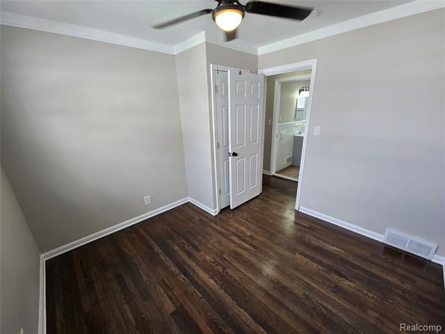 Builiding view seven for 816 London, Lincoln Park, MI. 48146