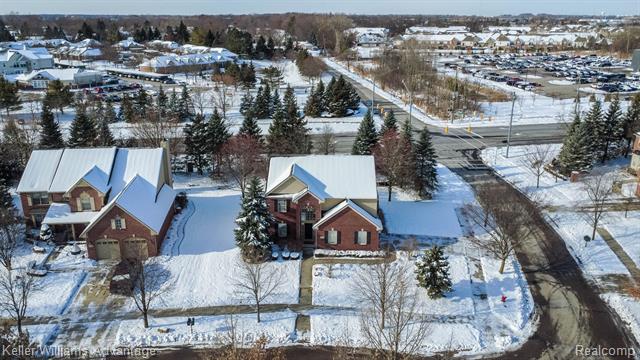 Builiding view fifty one for 24975 Bloomfield, Novi, MI. 48375