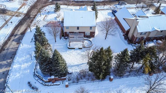 Builiding view fifty three for 24975 Bloomfield, Novi, MI. 48375