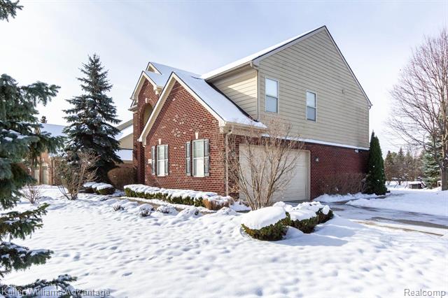 Builiding view forty one for 24975 Bloomfield, Novi, MI. 48375