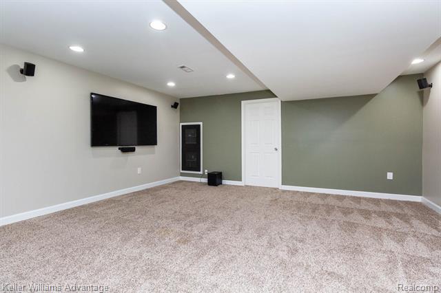 Builiding view thirty eight for 24975 Bloomfield, Novi, MI. 48375