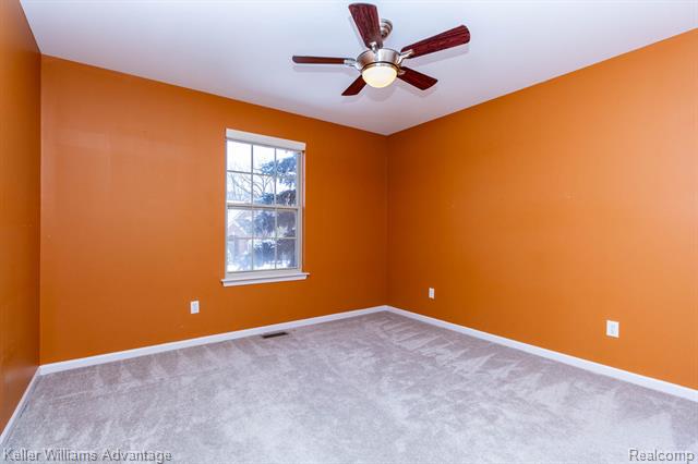 Builiding view thirty one for 24975 Bloomfield, Novi, MI. 48375