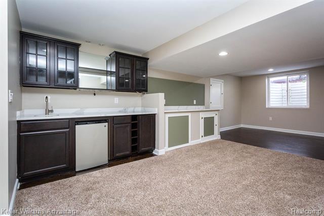 Builiding view thirty seven for 24975 Bloomfield, Novi, MI. 48375