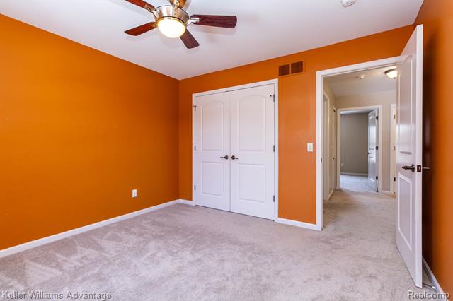 Builiding view thirty two for 24975 Bloomfield, Novi, MI. 48375