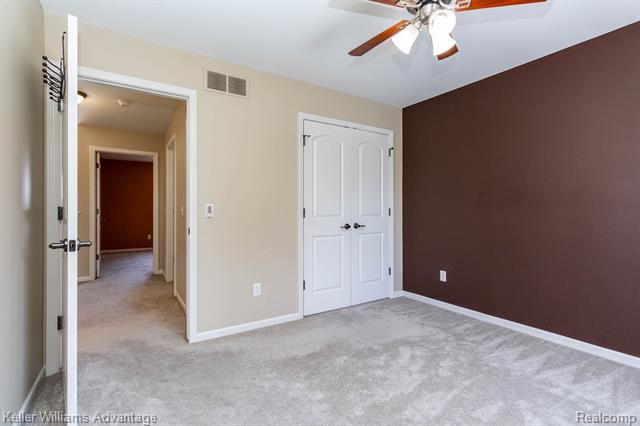 Builiding view thirty for 24975 Bloomfield, Novi, MI. 48375