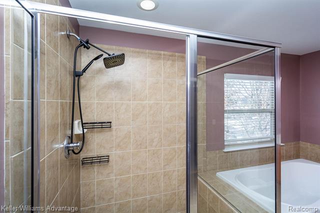 Builiding view twenty two for 24975 Bloomfield, Novi, MI. 48375