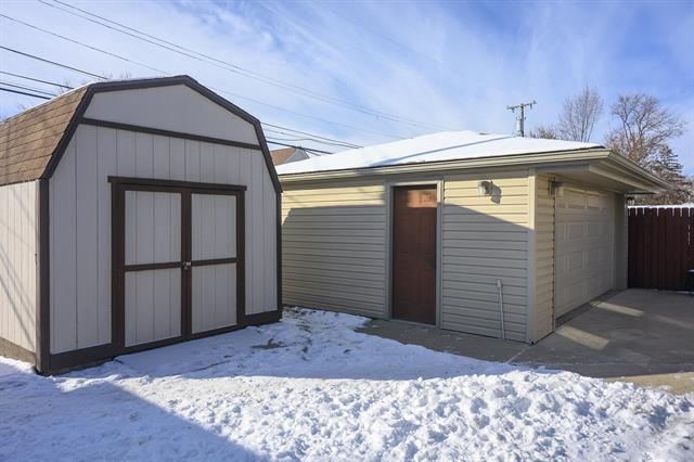 Builiding view twenty for 483 Park, Lincoln Park, MI. 48146