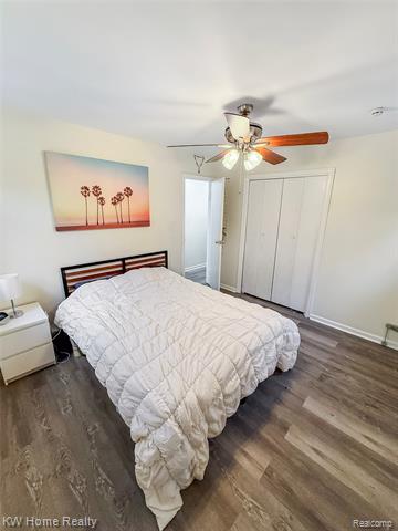 Builiding view eleven for 4375 7Th, Ecorse, MI. 48229