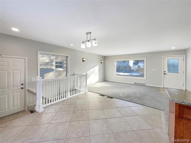 Builiding view seven for 22324 Wohlfeil, Taylor, MI. 48180