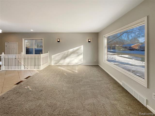 Builiding view two for 22324 Wohlfeil, Taylor, MI. 48180