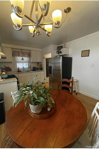 Builiding view sixteen for 15854 Englewood, Allen Park, MI. 48101