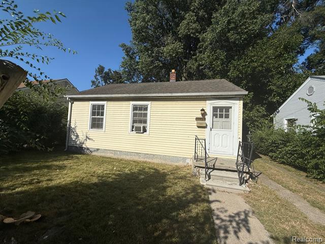 front view for 3245 Inman St, Ferndale, Mi. 48220