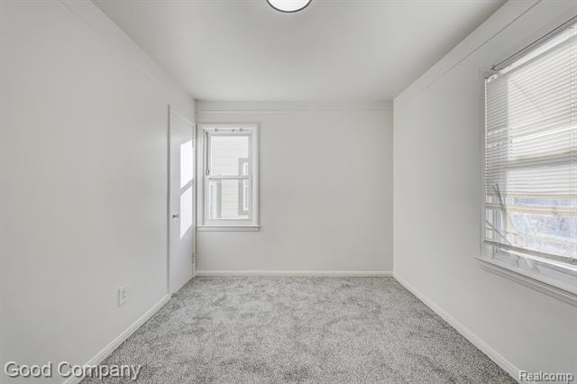 Builiding view fifteen for 967 E Shevlin, Hazel Park, MI. 48030