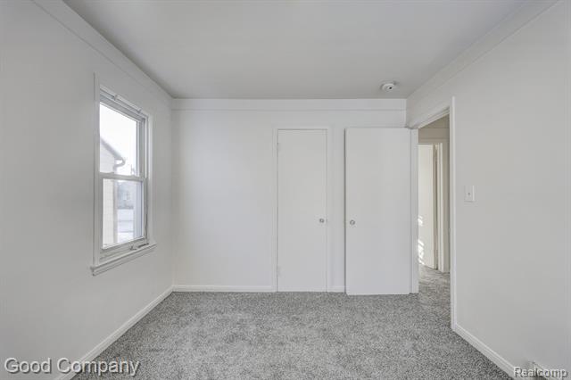 Builiding view thirteen for 967 E Shevlin, Hazel Park, MI. 48030