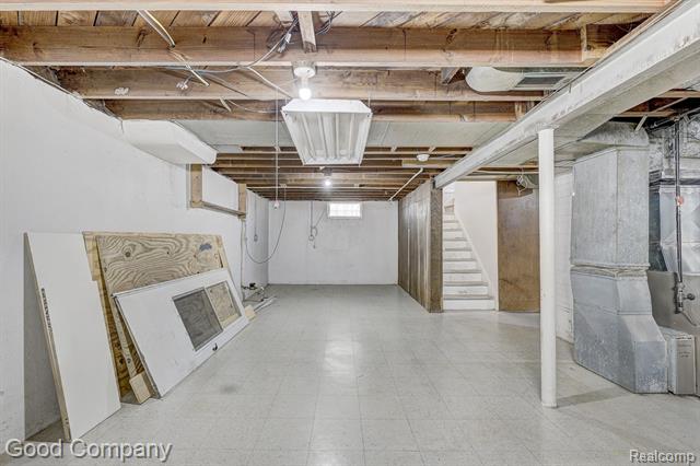 Builiding view twenty for 967 E Shevlin, Hazel Park, MI. 48030