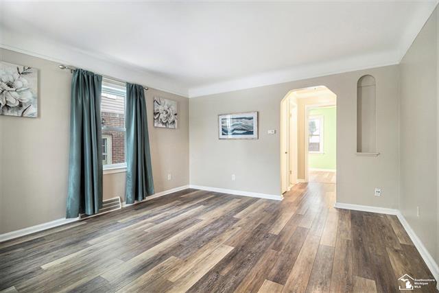 Builiding view one for 15792 Oceana, Allen Park, MI. 48101