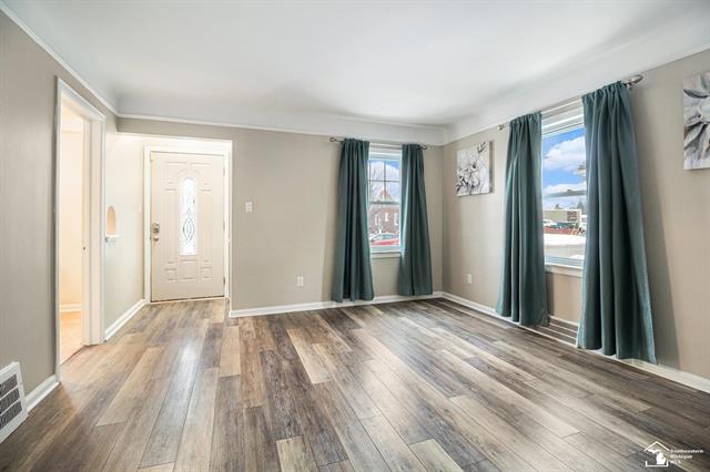 Builiding view two for 15792 Oceana, Allen Park, MI. 48101