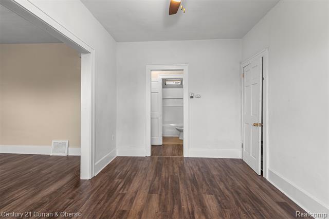 Builiding view eleven for 239 White, Ecorse, MI. 48229