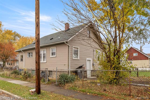 Builiding view forty five for 239 White, Ecorse, MI. 48229