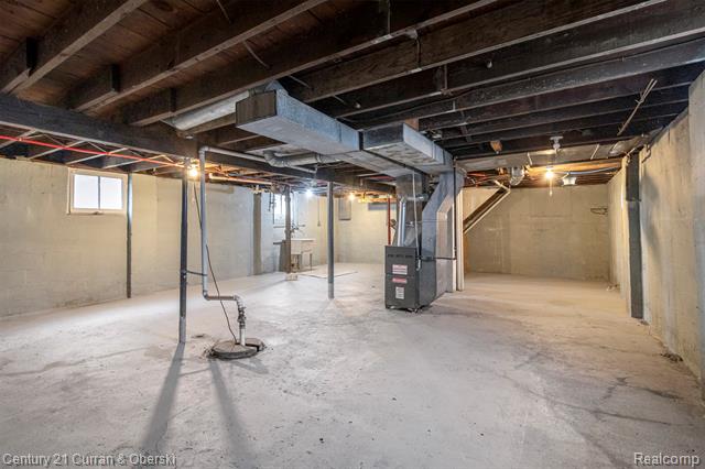 Builiding view thirty four for 239 White, Ecorse, MI. 48229