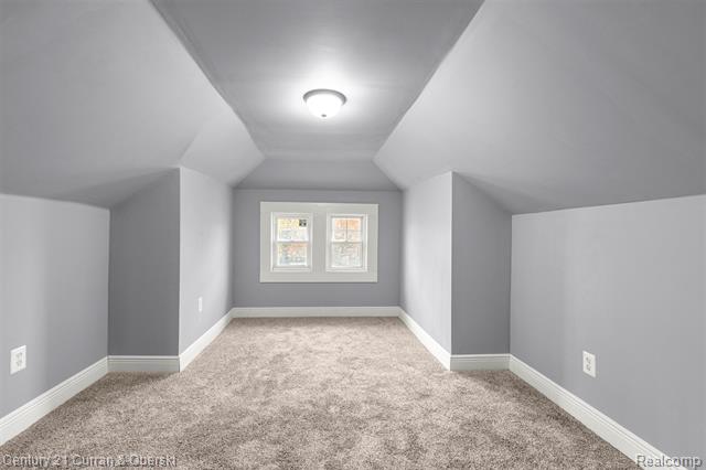 Builiding view twenty five for 239 White, Ecorse, MI. 48229