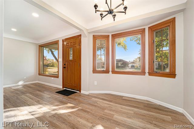 Builiding view five for 16546 Philomene, Allen Park, MI. 48101