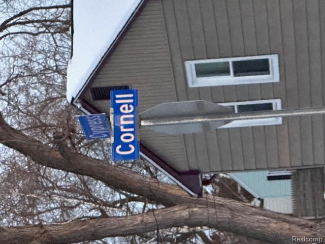 Builiding view one for 6606 Cornell, Taylor, MI. 48180