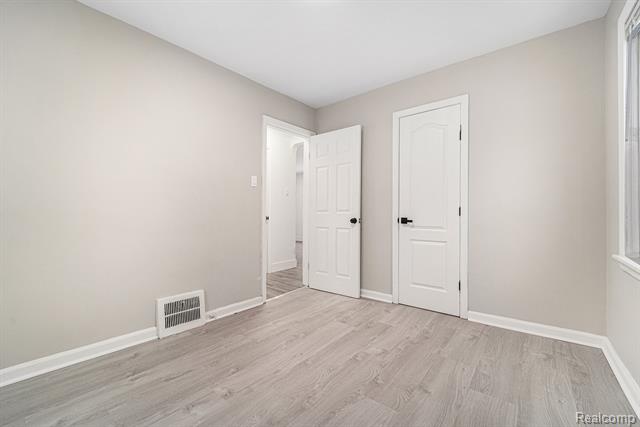 Builiding view eleven for 20233 Pinecrest, Taylor, MI. 48180