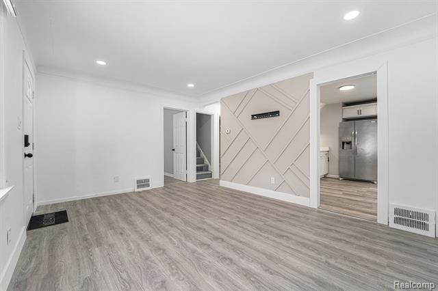 Builiding view five for 20233 Pinecrest, Taylor, MI. 48180