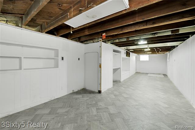 Builiding view twenty eight for 6562 West Point, Taylor, MI. 48180