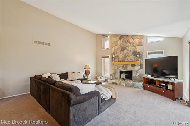 Builiding view fifteen for 25797 Arcadia, Novi, MI. 48374