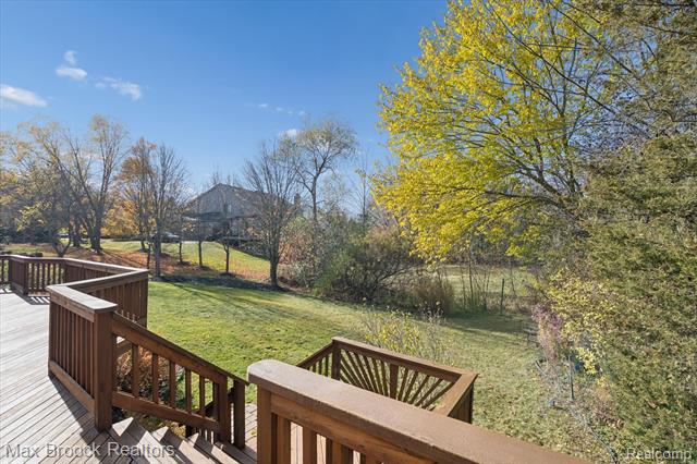 Builiding view thirty five for 25797 Arcadia, Novi, MI. 48374