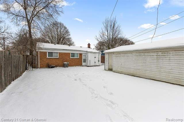 Builiding view twenty for 7140 Elm, Taylor, MI. 48180