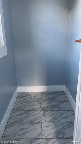 Builiding view four for 1370 Garfield, Lincoln Park, MI. 48146