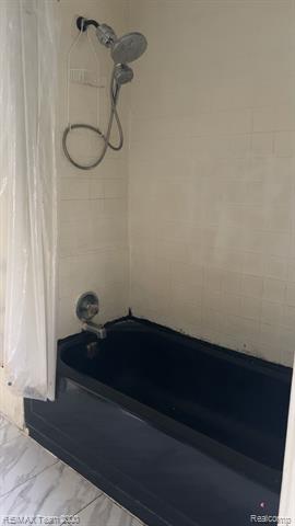 Builiding view seven for 1370 Garfield, Lincoln Park, MI. 48146