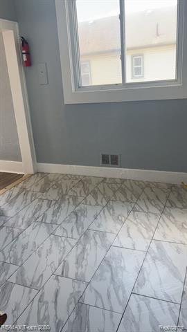 Builiding view two for 1370 Garfield, Lincoln Park, MI. 48146