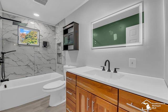 Builiding view fourteen for 6731 Harding, Taylor, MI. 48180