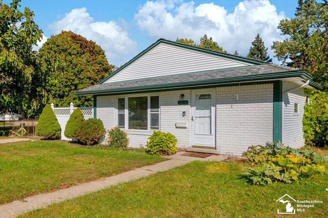 Builiding view one for 6731 Harding, Taylor, MI. 48180