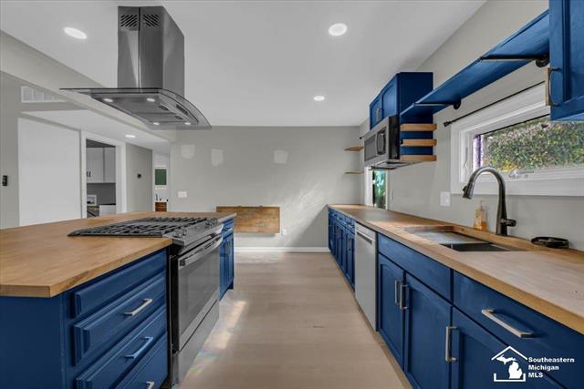 Builiding view six for 6731 Harding, Taylor, MI. 48180