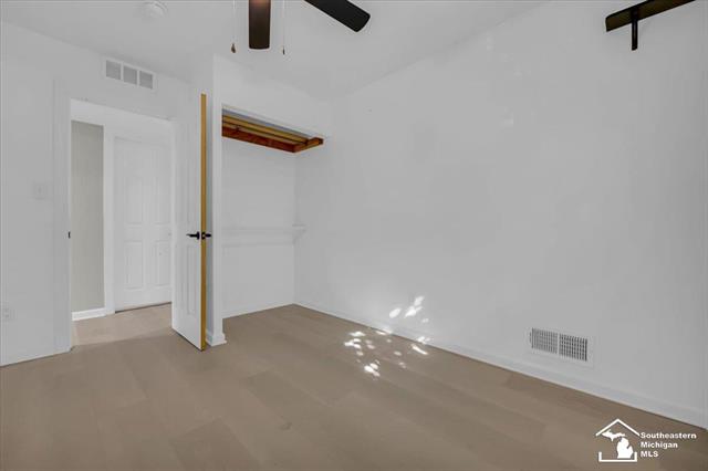 Builiding view thirteen for 6731 Harding, Taylor, MI. 48180