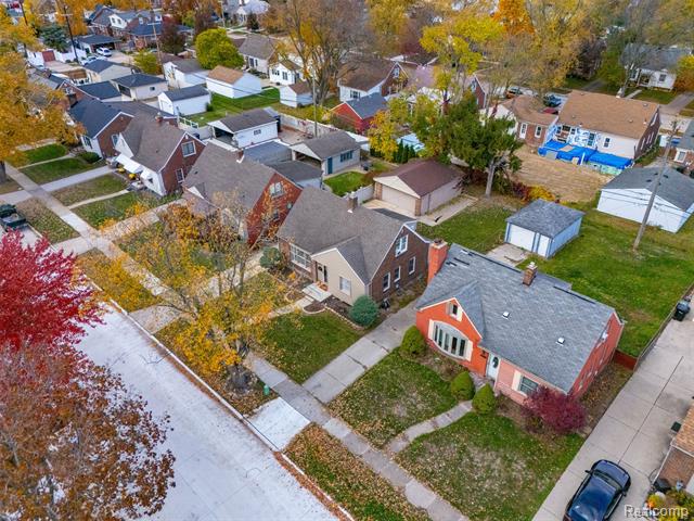 Builiding view forty two for 15570 Angelique, Allen Park, MI. 48101