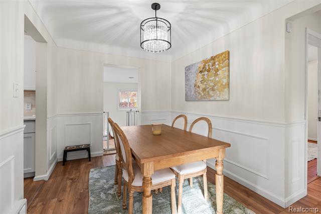 Builiding view six for 15570 Angelique, Allen Park, MI. 48101