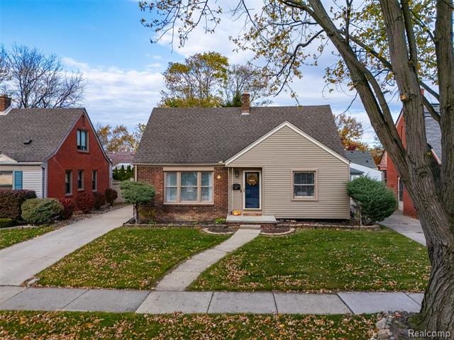 Builiding view thirty four for 15570 Angelique, Allen Park, MI. 48101