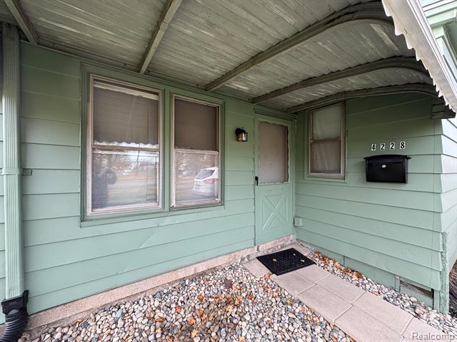 Builiding view two for 4228 9Th, Ecorse, MI. 48229