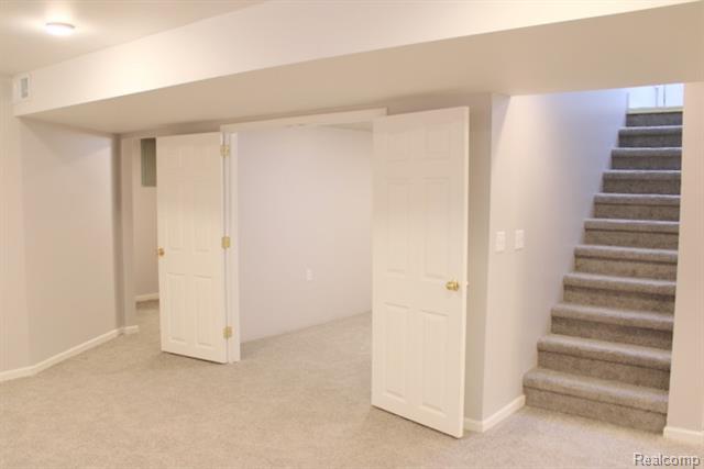 Builiding view thirty two for 1363 Empire, Lincoln Park, MI. 48146