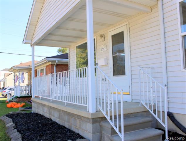 Builiding view two for 1363 Empire, Lincoln Park, MI. 48146