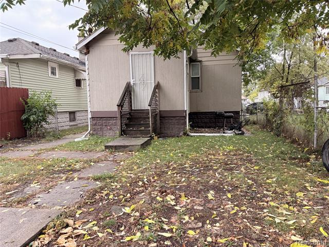 Builiding view fourteen for 70 Broadway, Ecorse, MI. 48229