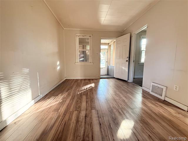 Builiding view two for 70 Broadway, Ecorse, MI. 48229